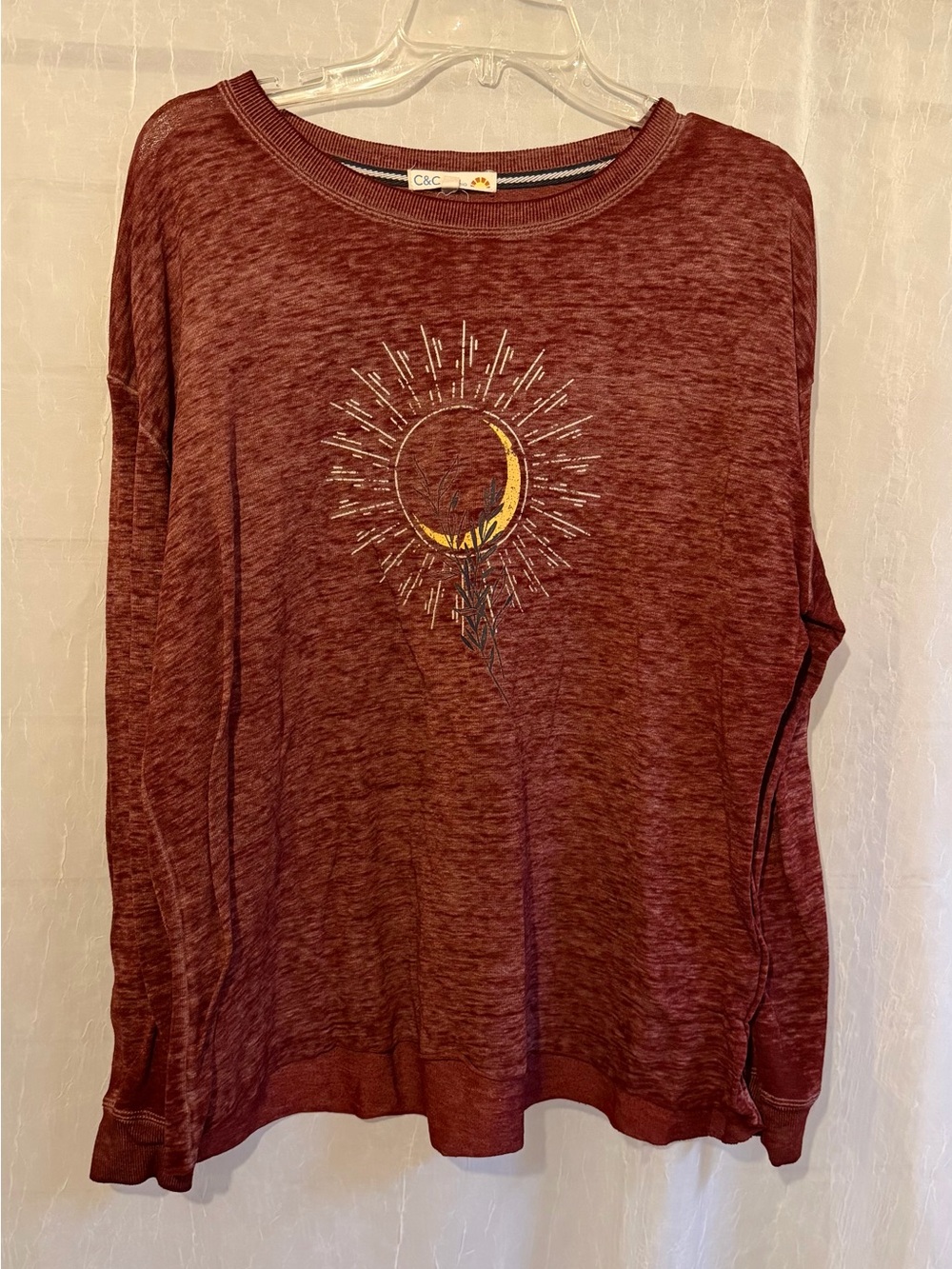 C&C California Maroon Heather Crescent Moon Graphic Pullover